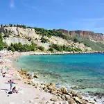 Appartement Plage Cassis Village parking